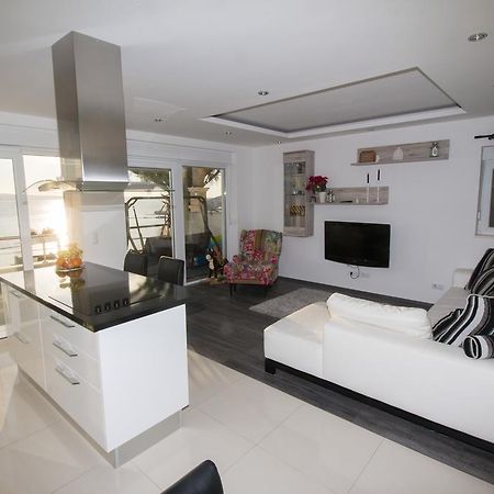 Apartment Mate Omis Exterior photo
